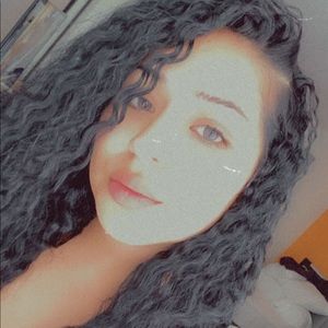 Meet your Posher, Gina